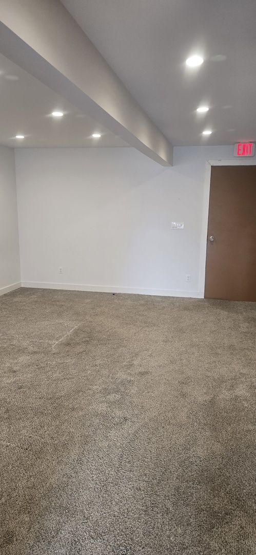 11475 Commercial Street #5, Richmond, IL 60071