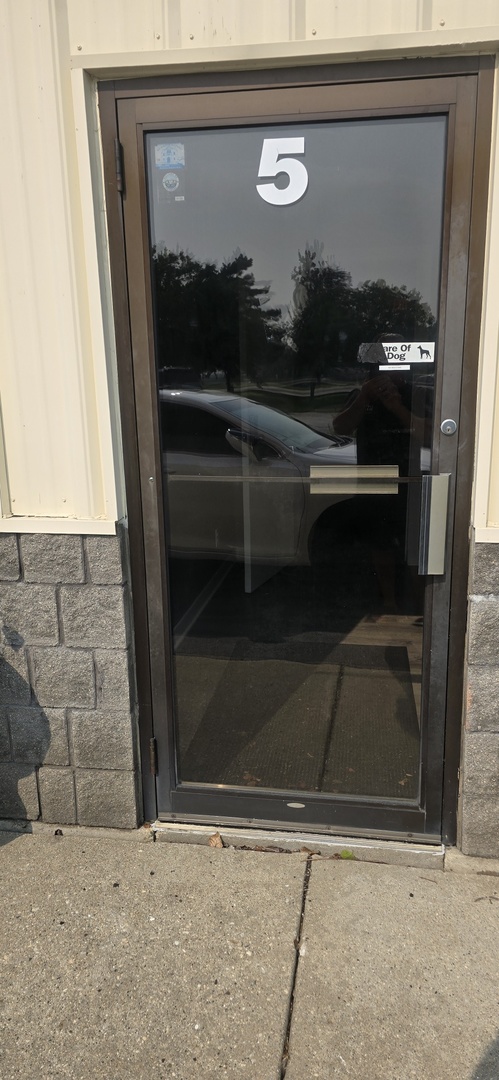 11475 Commercial Street #5, Richmond, IL 60071
