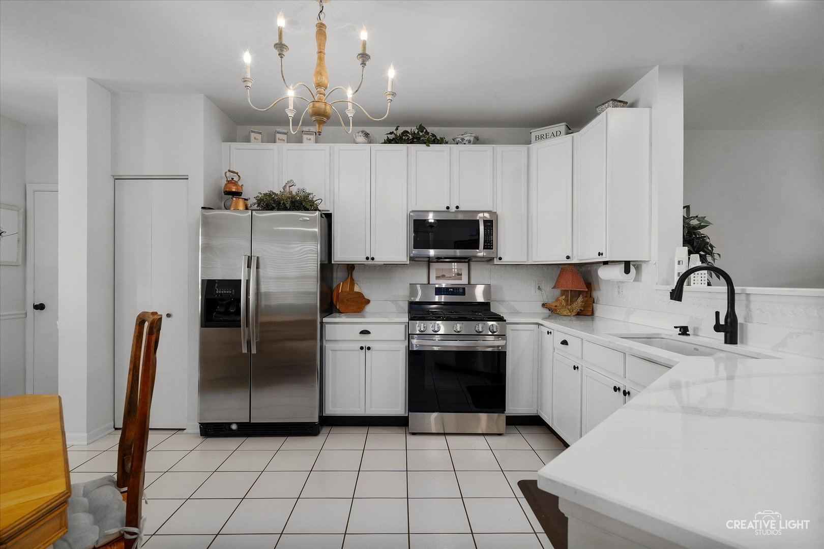 261 Grays Drive #0, Oswego, IL 60543