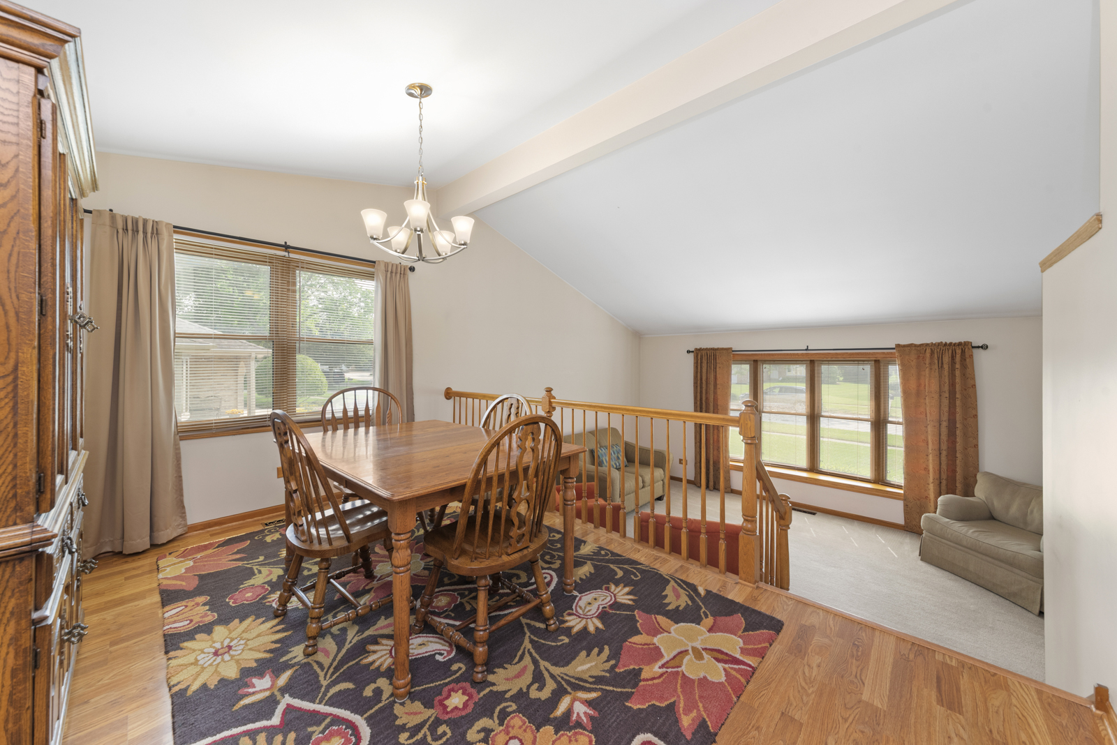 10S467 Rutgers Court, Downers Grove, IL 60516