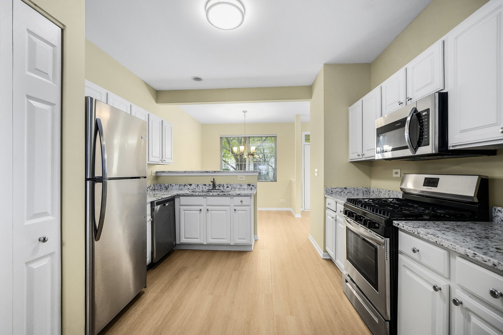 2277 Reflections Drive #2277, Aurora, IL 60502