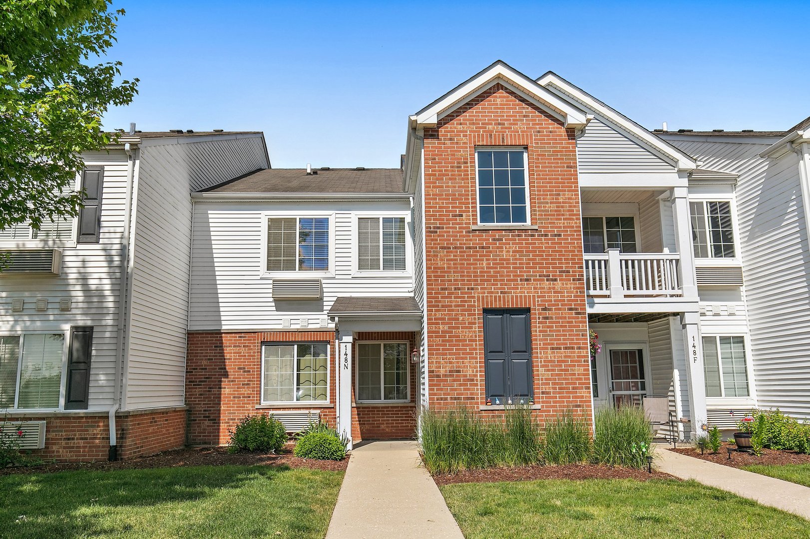 148 BERTRAM Drive #N, Yorkville, IL 60560