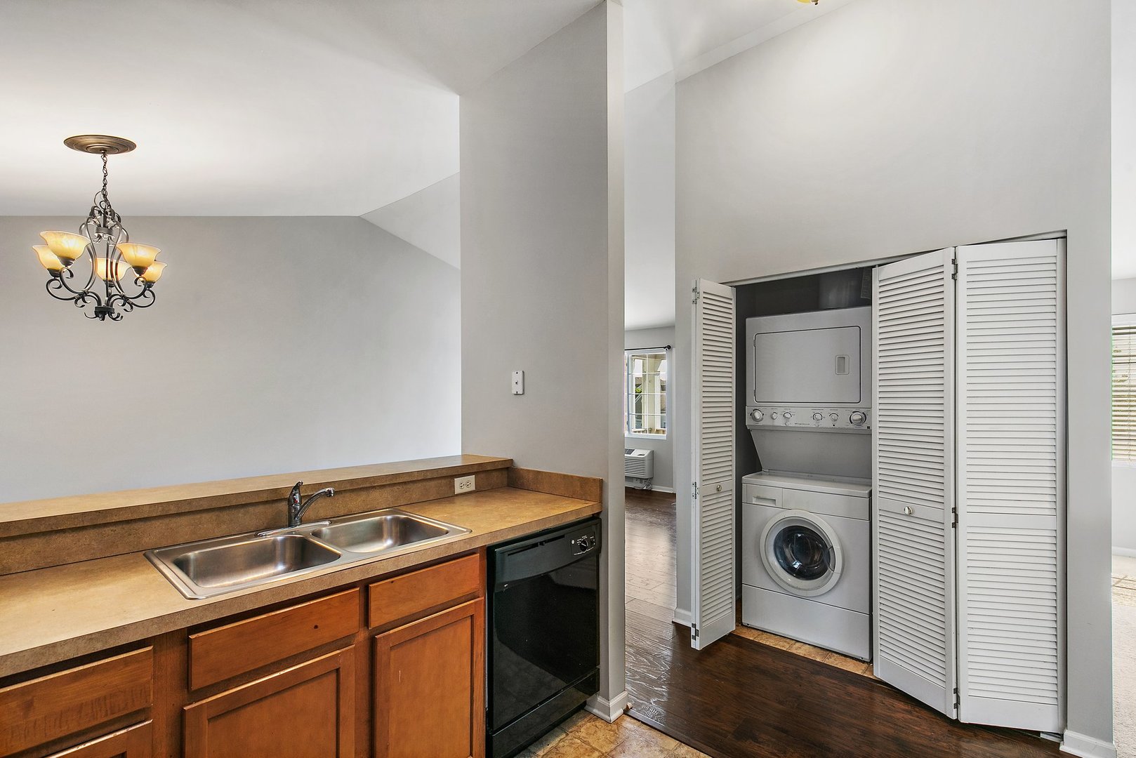 148 BERTRAM Drive #N, Yorkville, IL 60560
