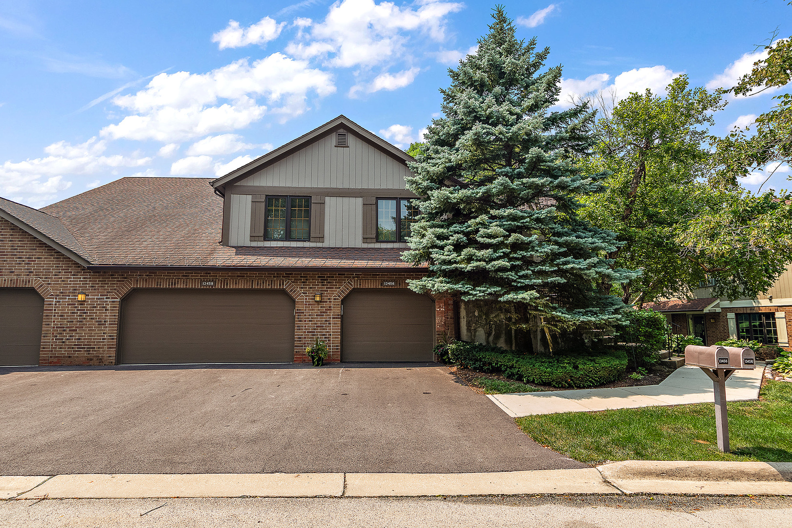 13458 S Westview Drive #V4, Palos Heights, IL 60463