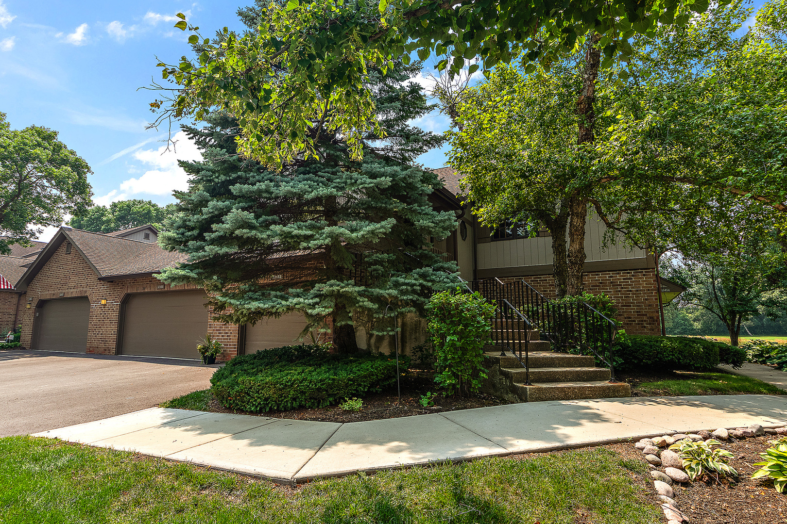 13458 S Westview Drive #V4, Palos Heights, IL 60463