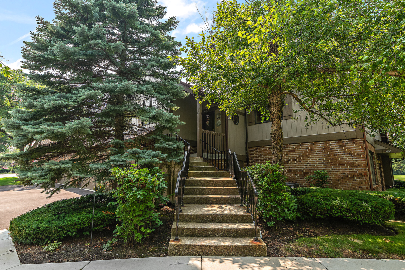 13458 S Westview Drive #V4, Palos Heights, IL 60463