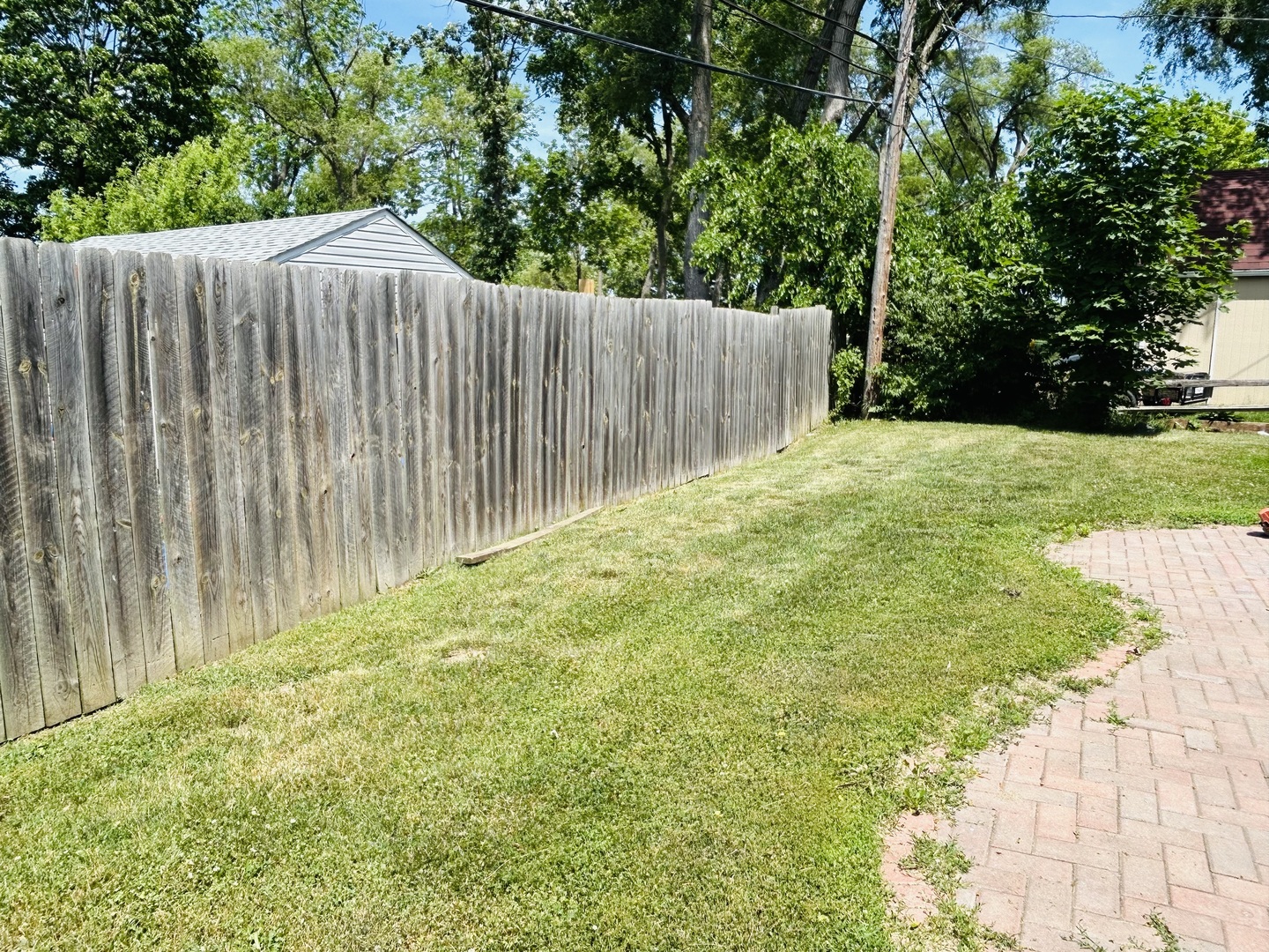 7710 E Sunset Drive, Wonder Lake, IL 60097