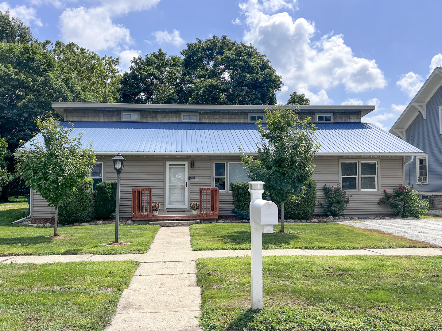 501 N Center Street, Colfax, IL 61728