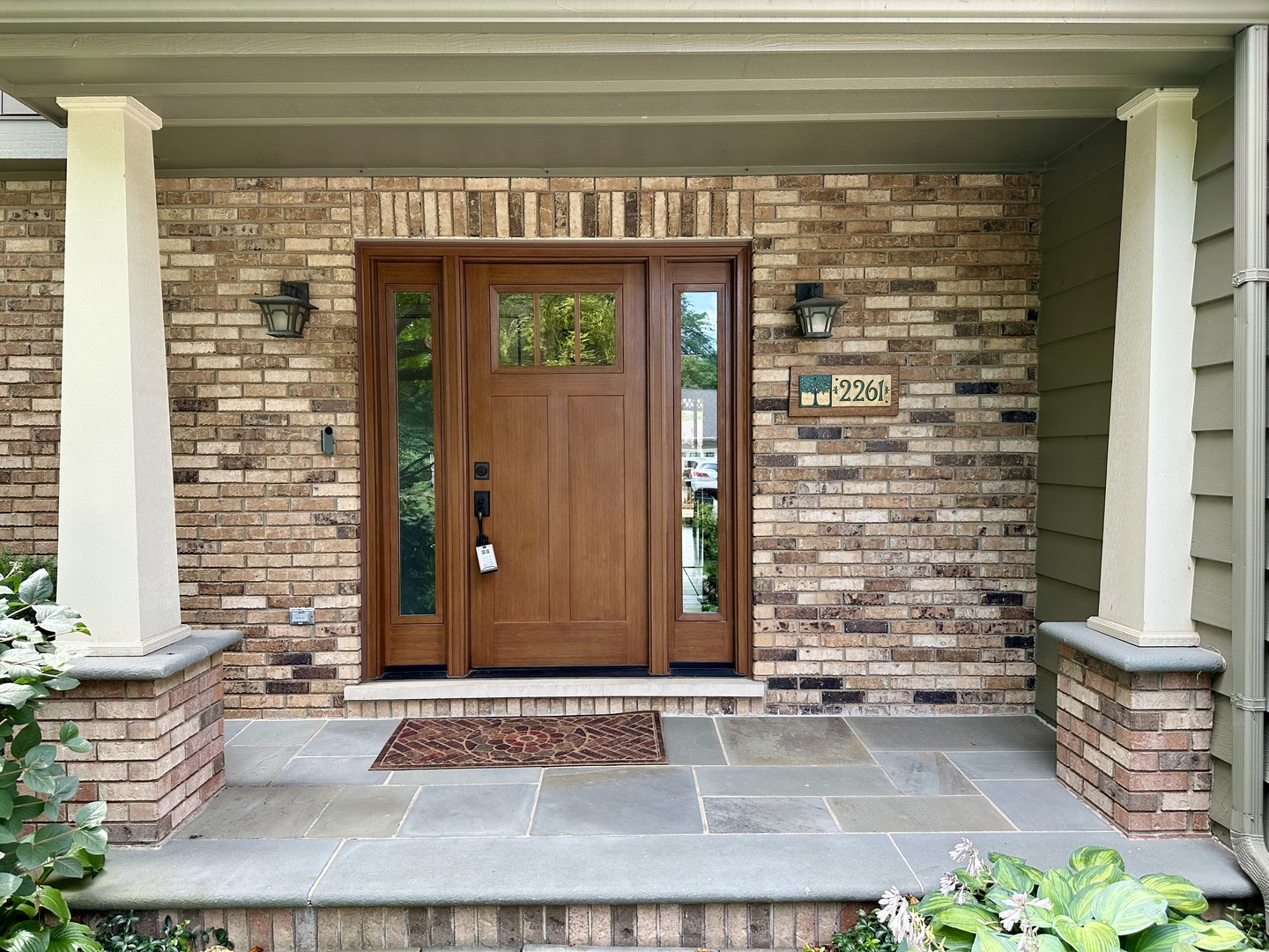 2261 Remington Drive, Naperville, IL 60565
