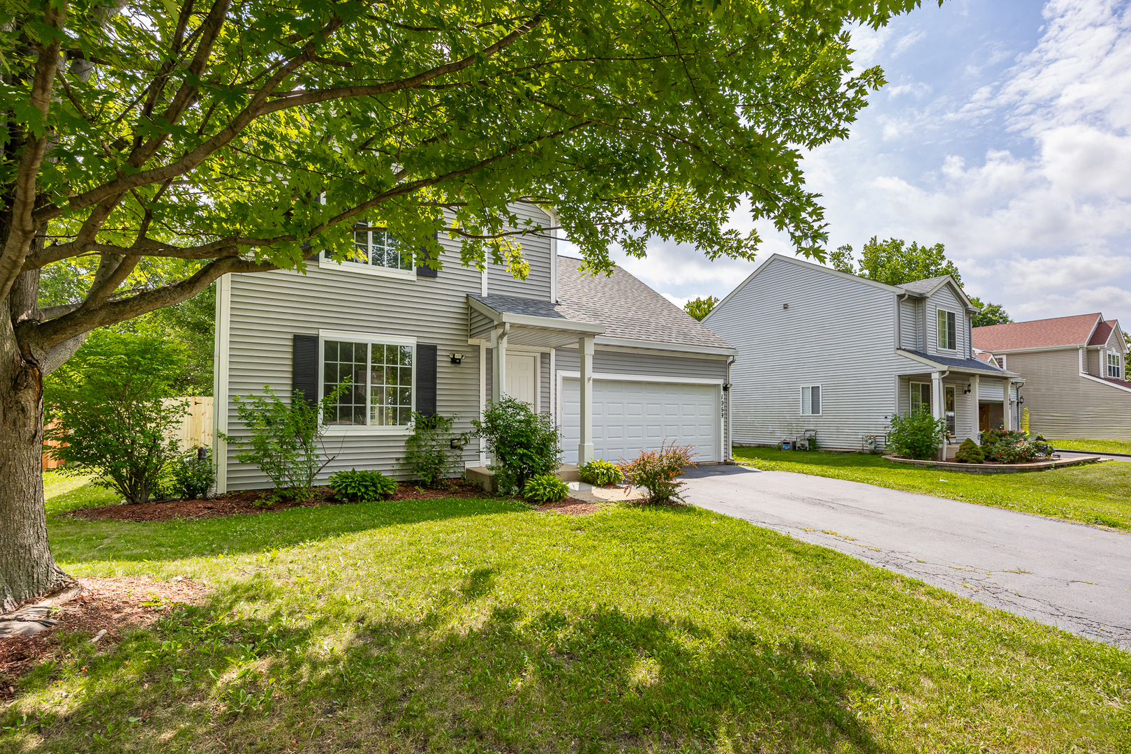 1069 Legrande Avenue, Aurora, IL 60506