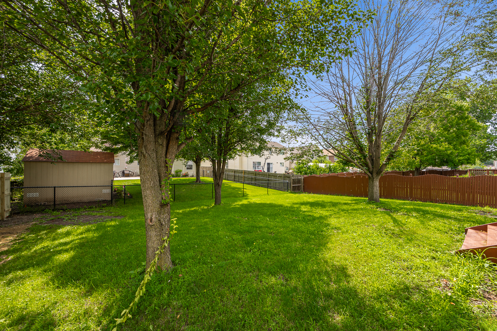 1069 Legrande Avenue, Aurora, IL 60506