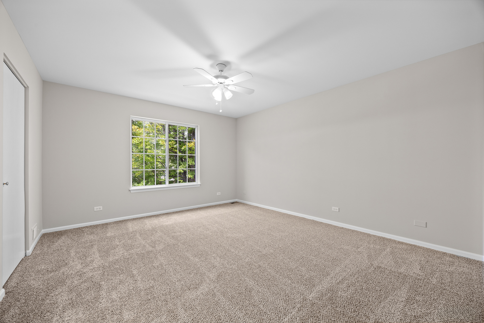1069 Legrande Avenue, Aurora, IL 60506