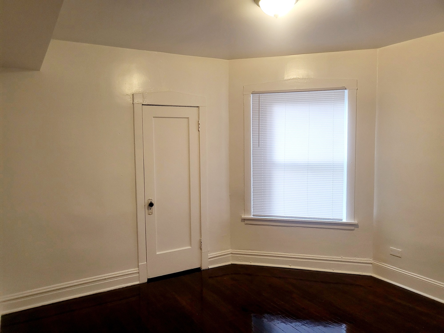 7741 S Yates Boulevard #2, Chicago, IL 60649