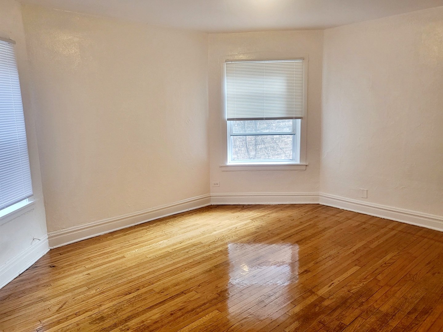 7741 S Yates Boulevard #2, Chicago, IL 60649