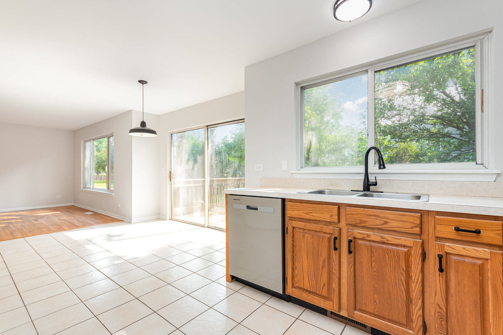 1174 Starwood Pass, Lake In The Hills, IL 60156
