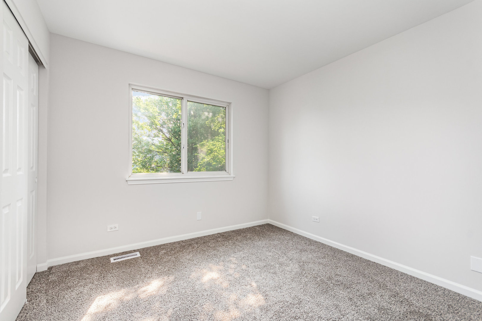 1174 Starwood Pass, Lake In The Hills, IL 60156
