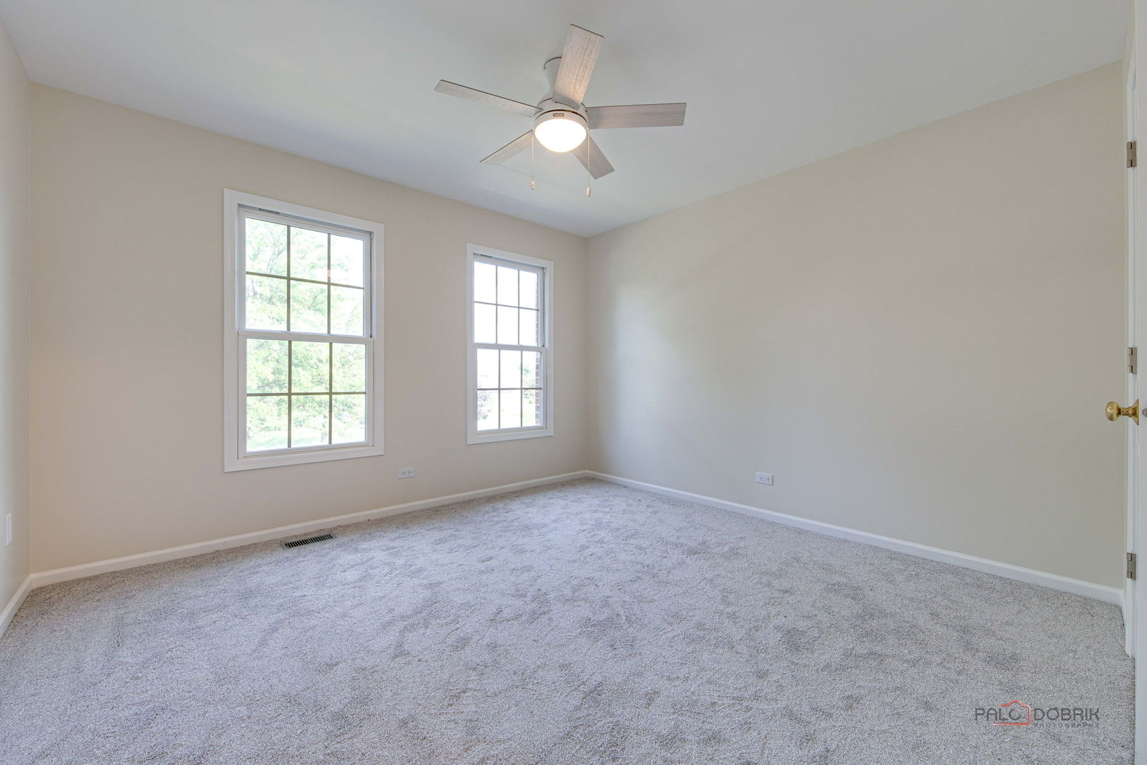 2482 Wyeth Drive, West Chicago, IL 60185
