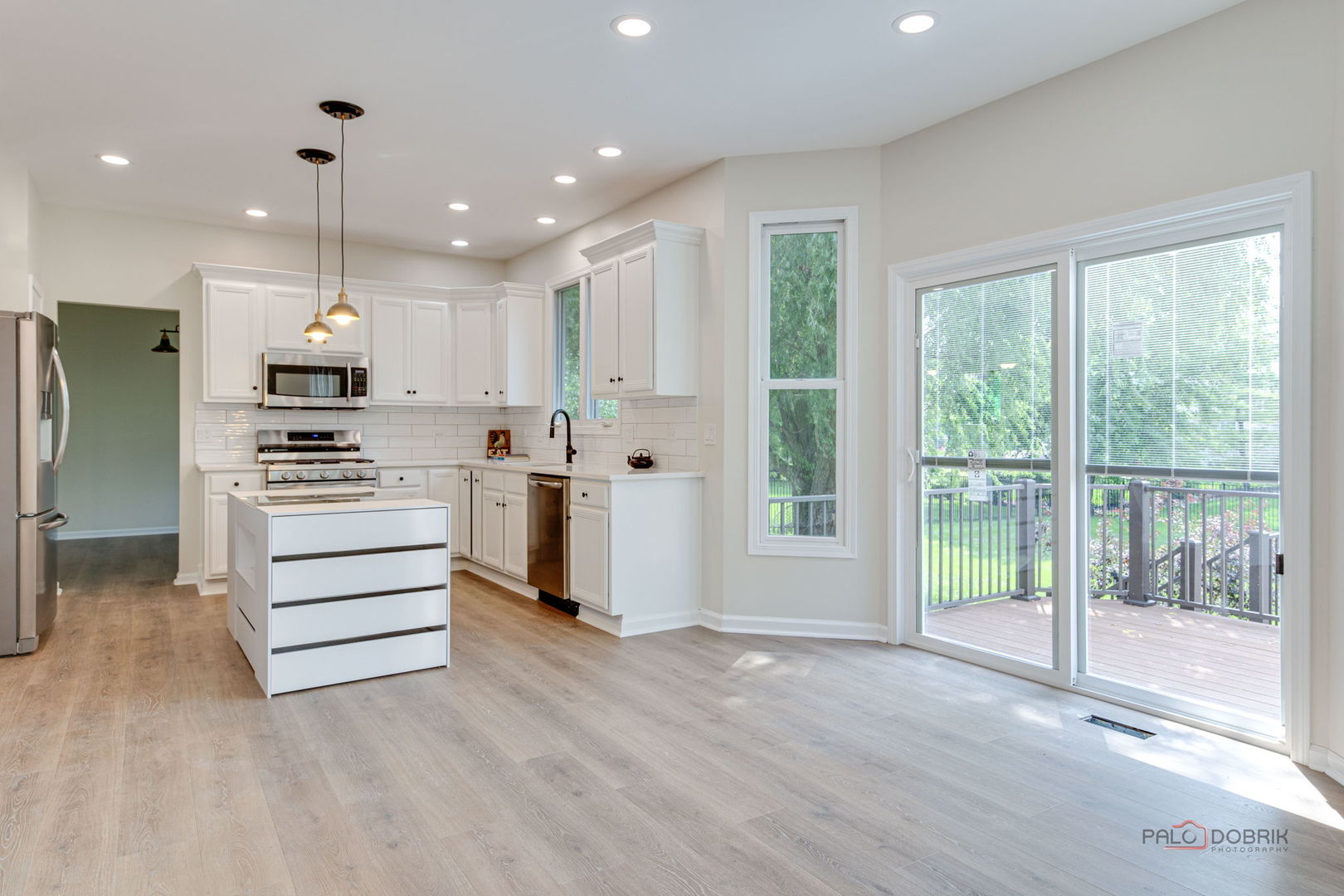 2482 Wyeth Drive, West Chicago, IL 60185