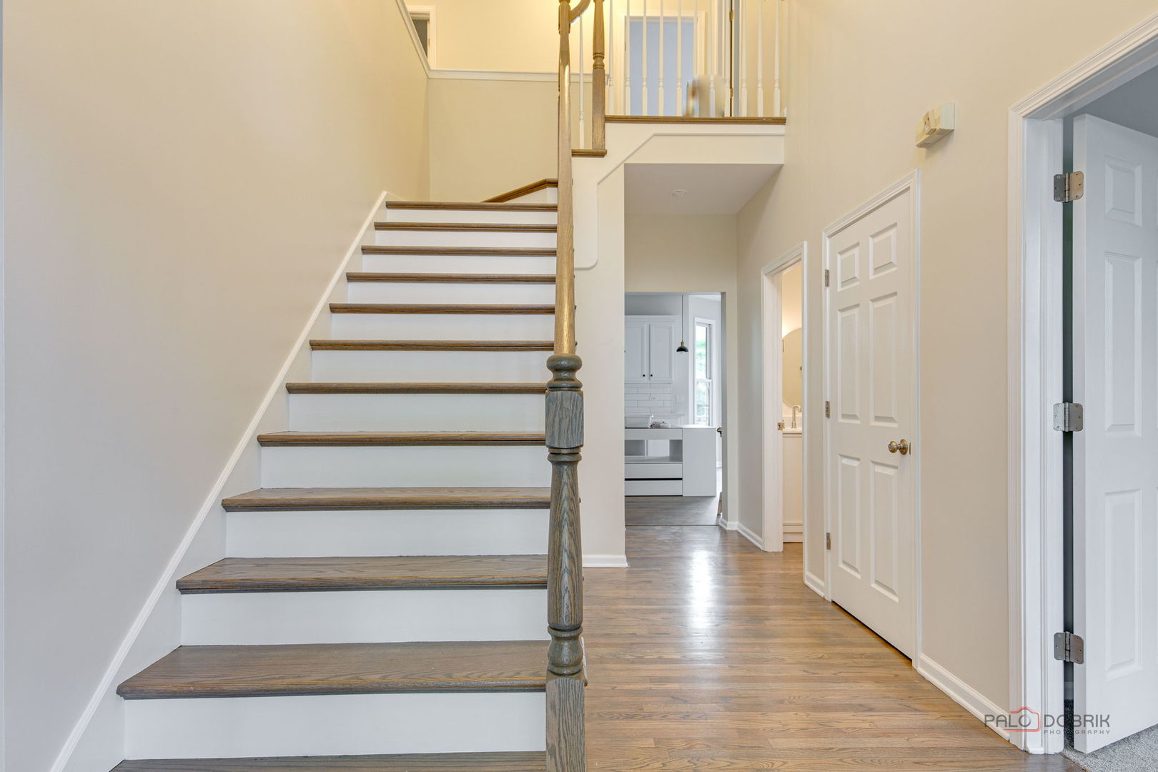 2482 Wyeth Drive, West Chicago, IL 60185