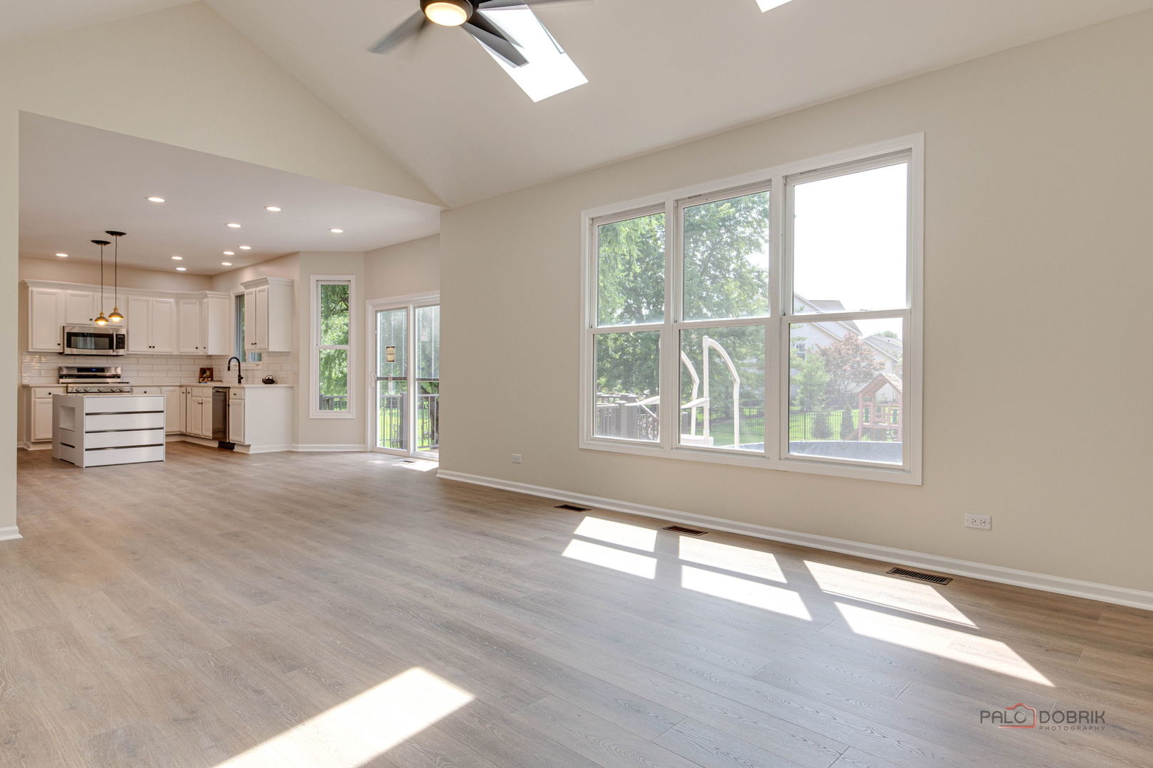 2482 Wyeth Drive, West Chicago, IL 60185