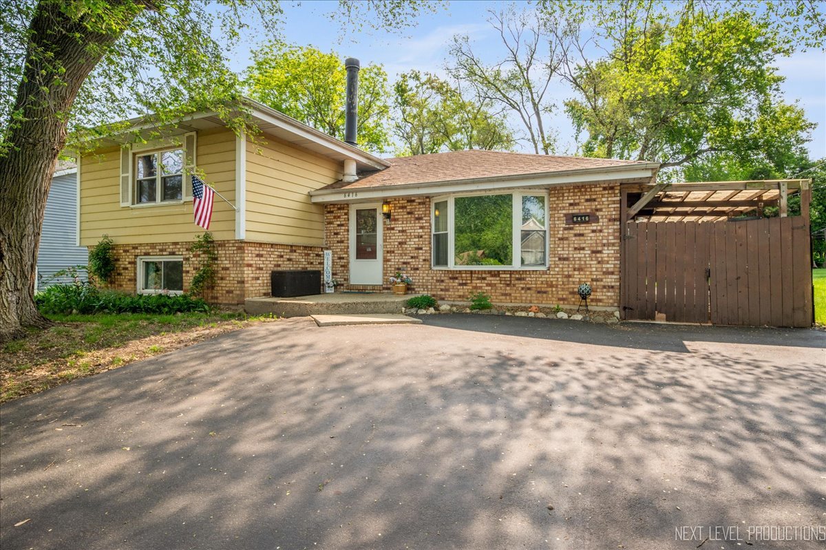 6416 W Rawson Bridge Road, Cary, IL 60013