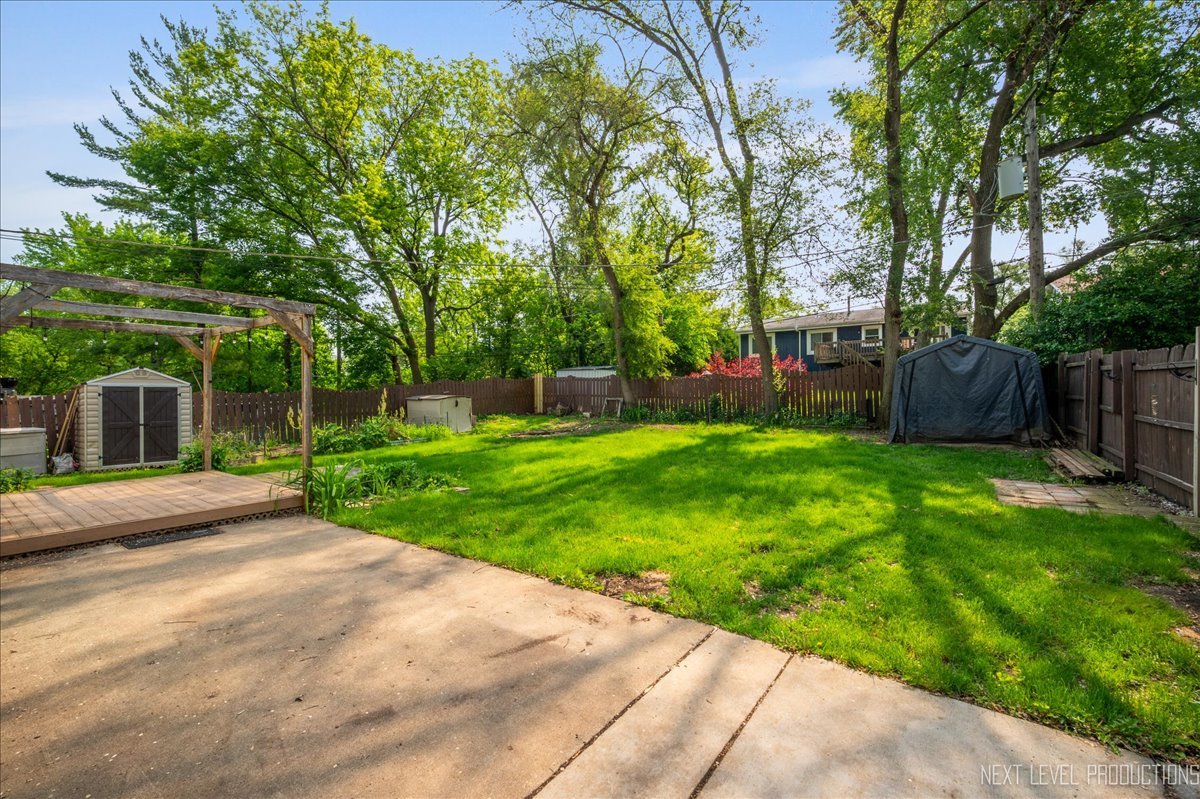 6416 W Rawson Bridge Road, Cary, IL 60013