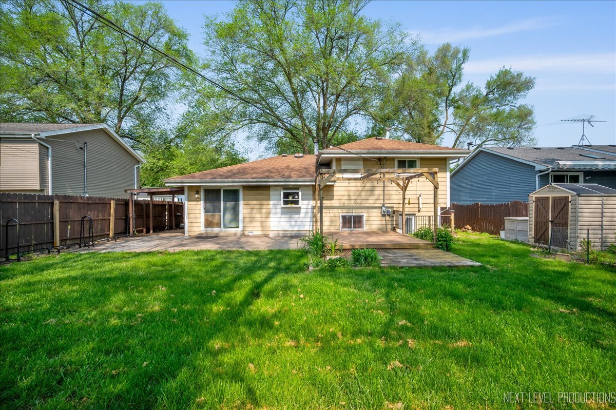 6416 W Rawson Bridge Road, Cary, IL 60013