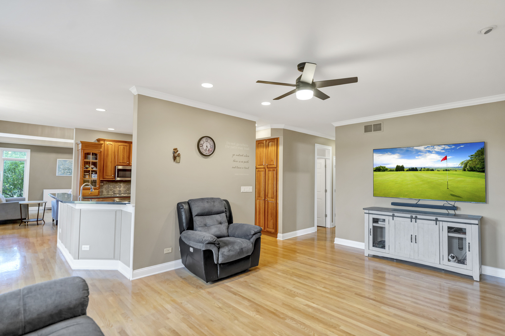 1123 Chadwick Court, Aurora, IL 60502