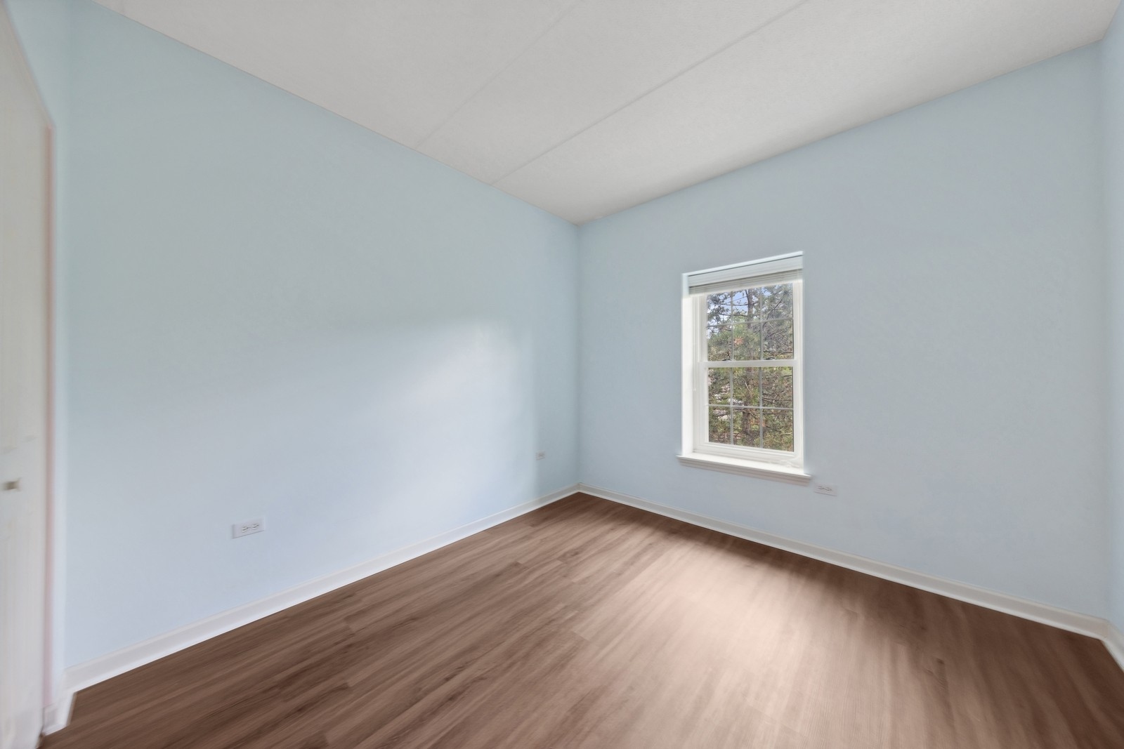 434 McDaniels Circle #304, Clarendon Hills, IL 60514