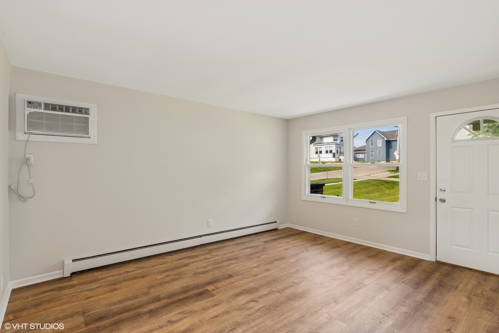 317 Park Avenue, Antioch, IL 60002