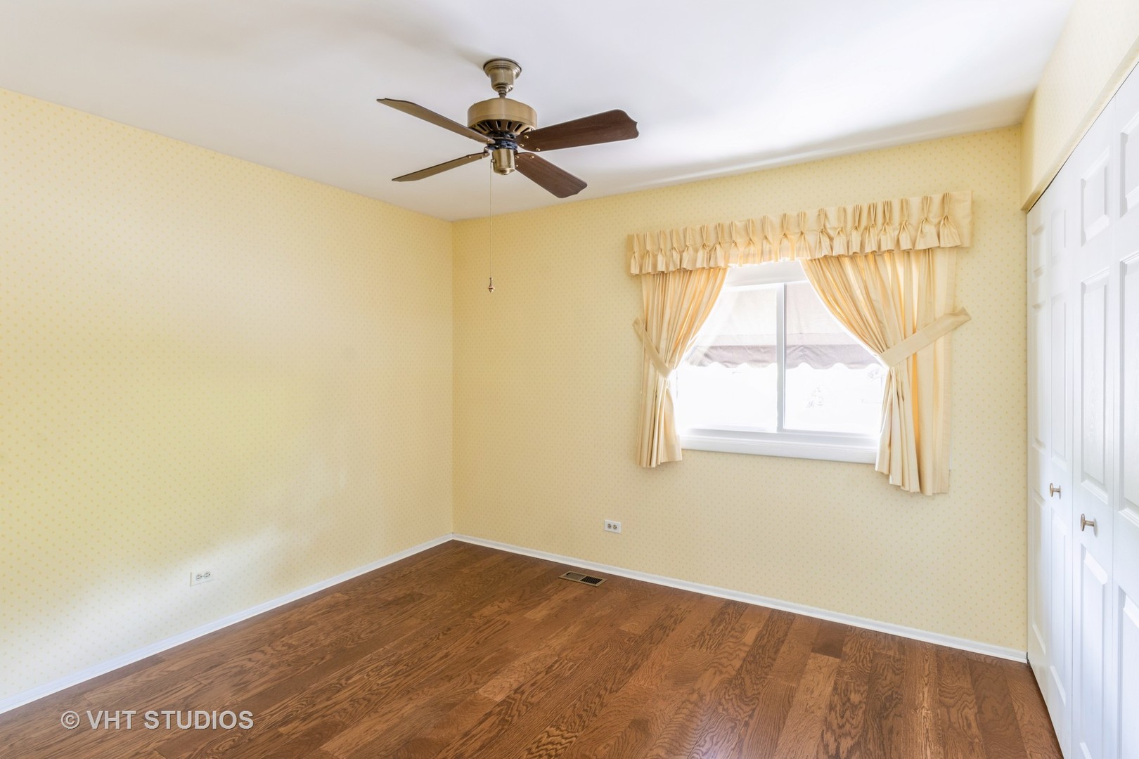 1142 Florimond Drive, Elgin, IL 60123