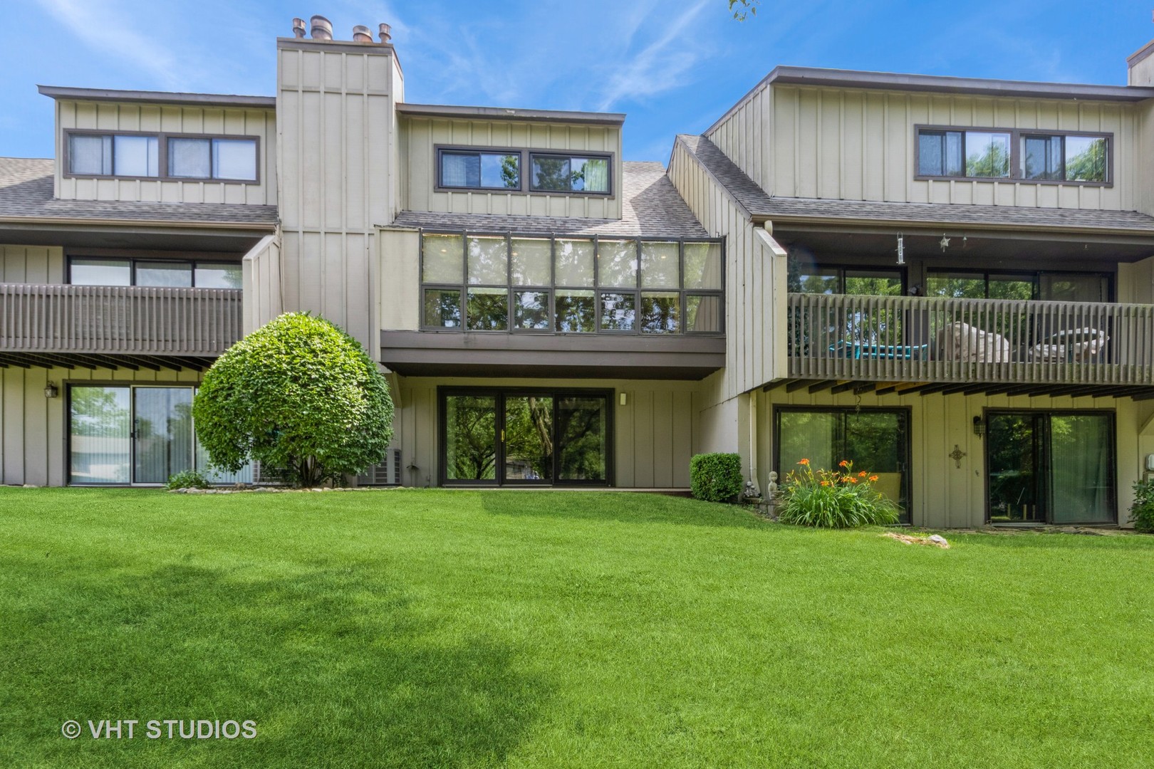 1142 Florimond Drive, Elgin, IL 60123