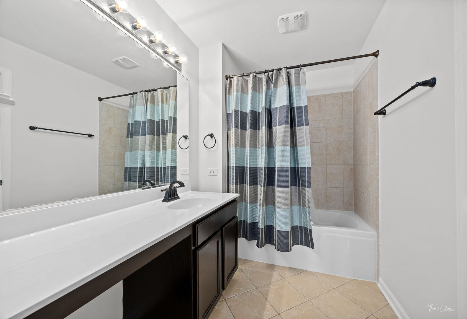 7015 CLEARWATER Drive #7015, Plainfield, IL 60586