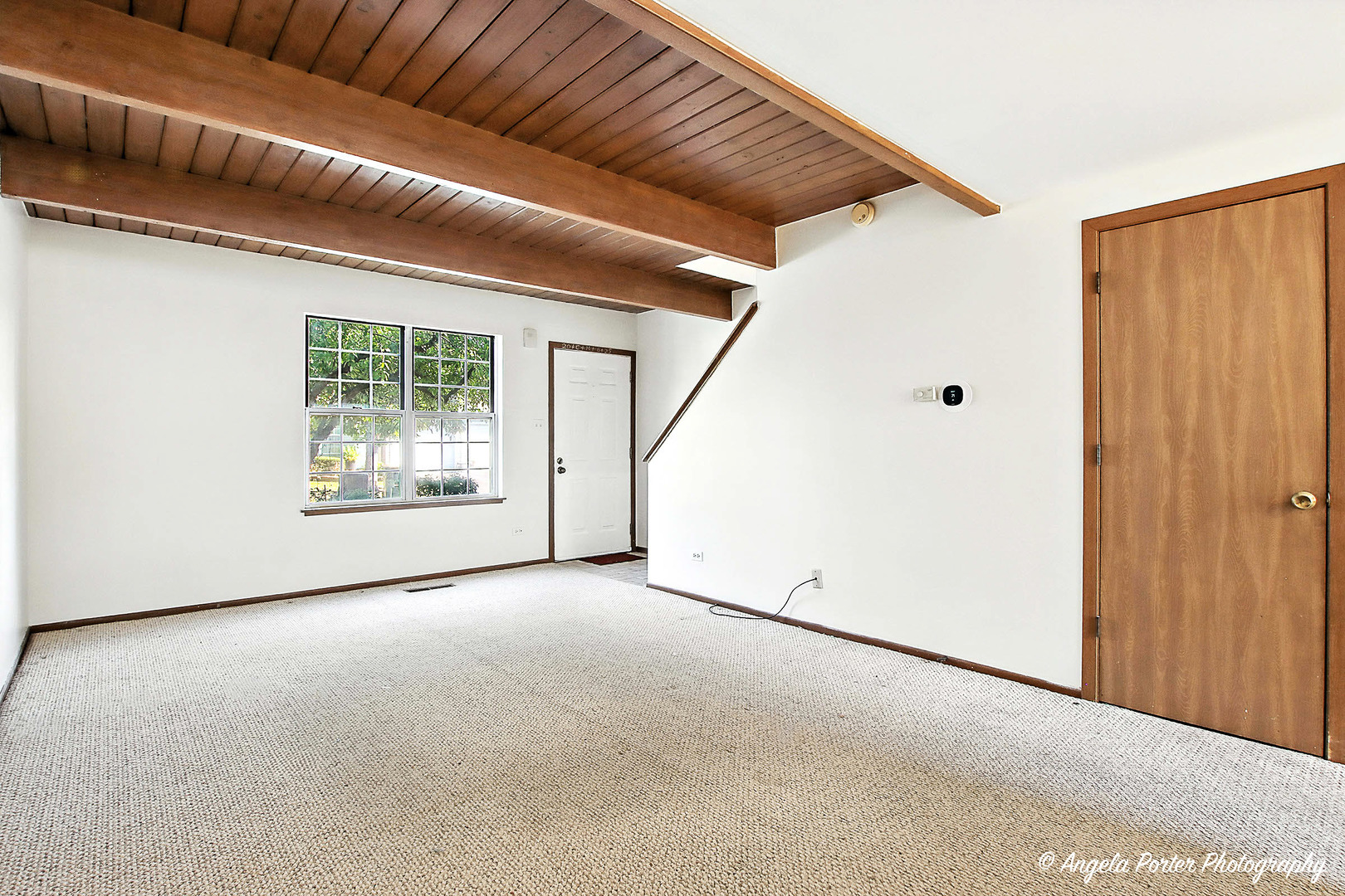 2035 Westview Lane, Round Lake Beach, IL 60073