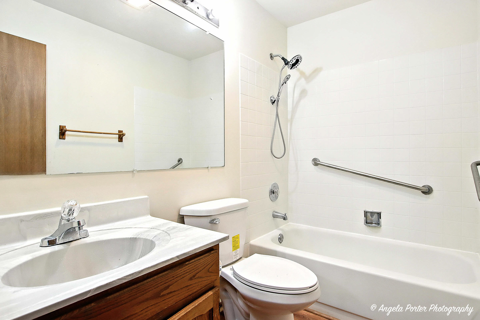 2035 Westview Lane, Round Lake Beach, IL 60073