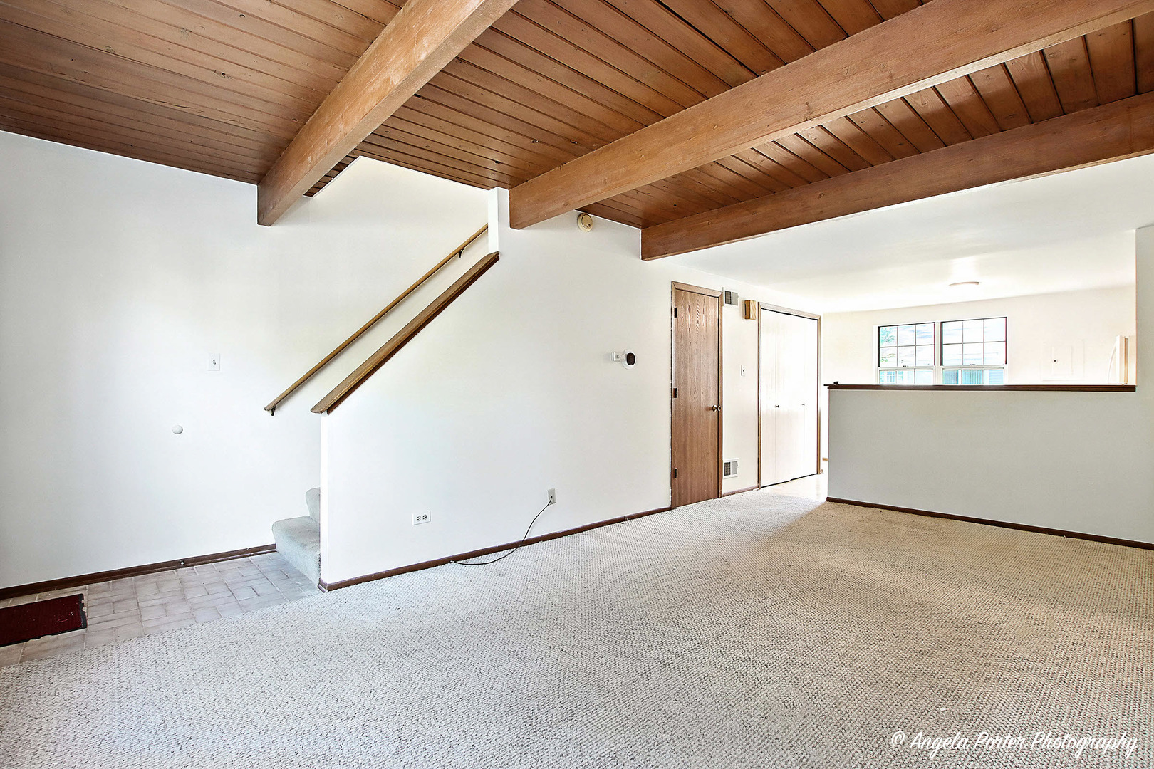 2035 Westview Lane, Round Lake Beach, IL 60073