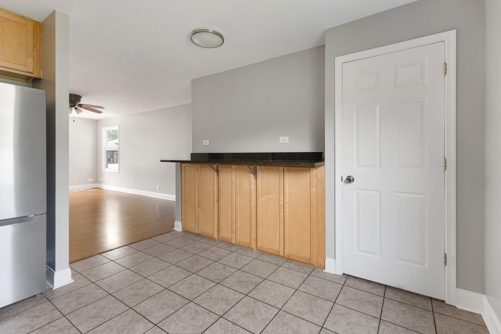 1684 POPLAR Avenue, Hanover Park, IL 60133