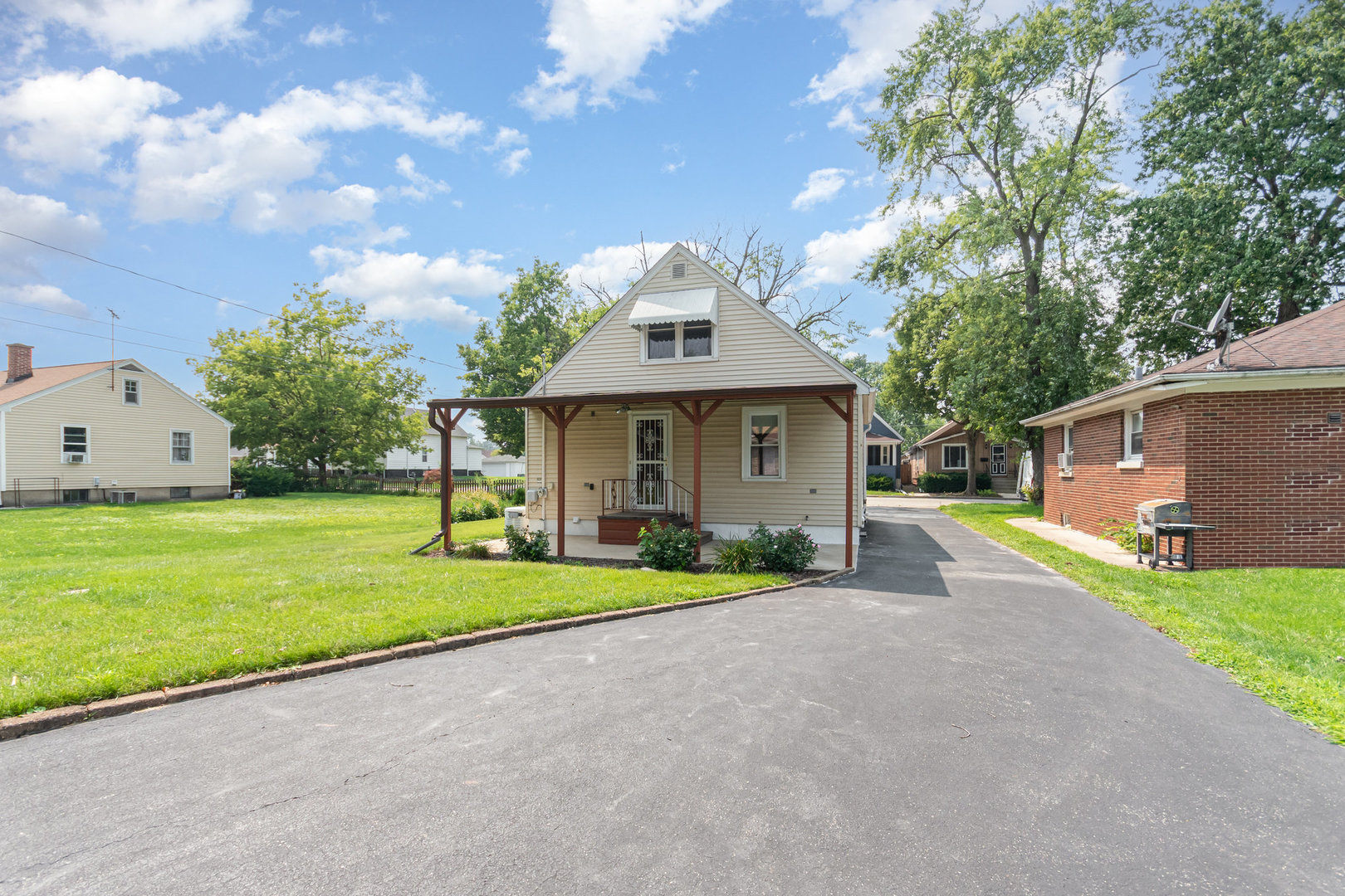 1412 Nicholson Street, Joliet, IL 60435