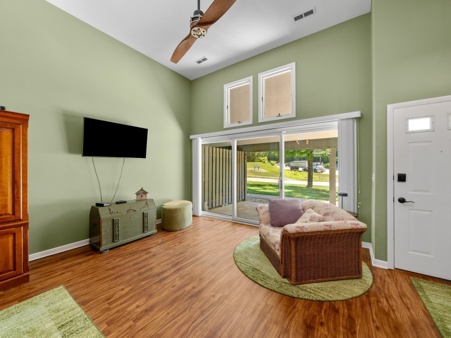 2411 Reynolds Manor Street #2411, Ottawa, IL 61350