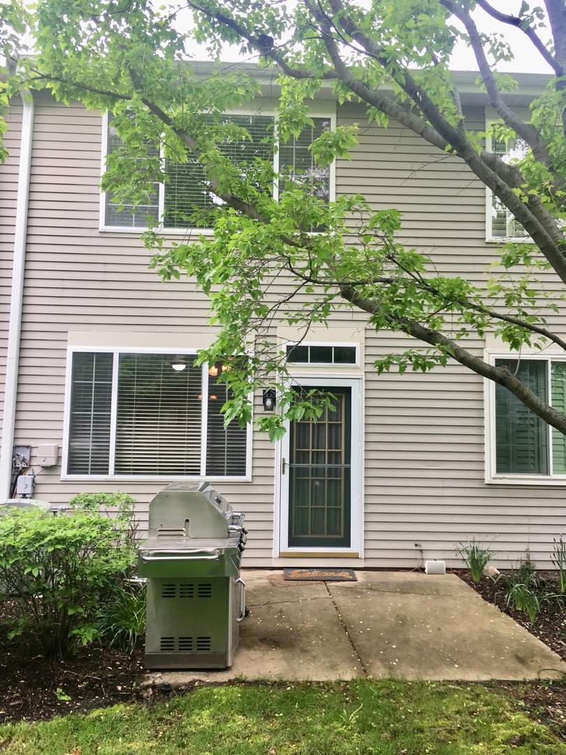 3143 Anton Drive #3143, Aurora, IL 60504