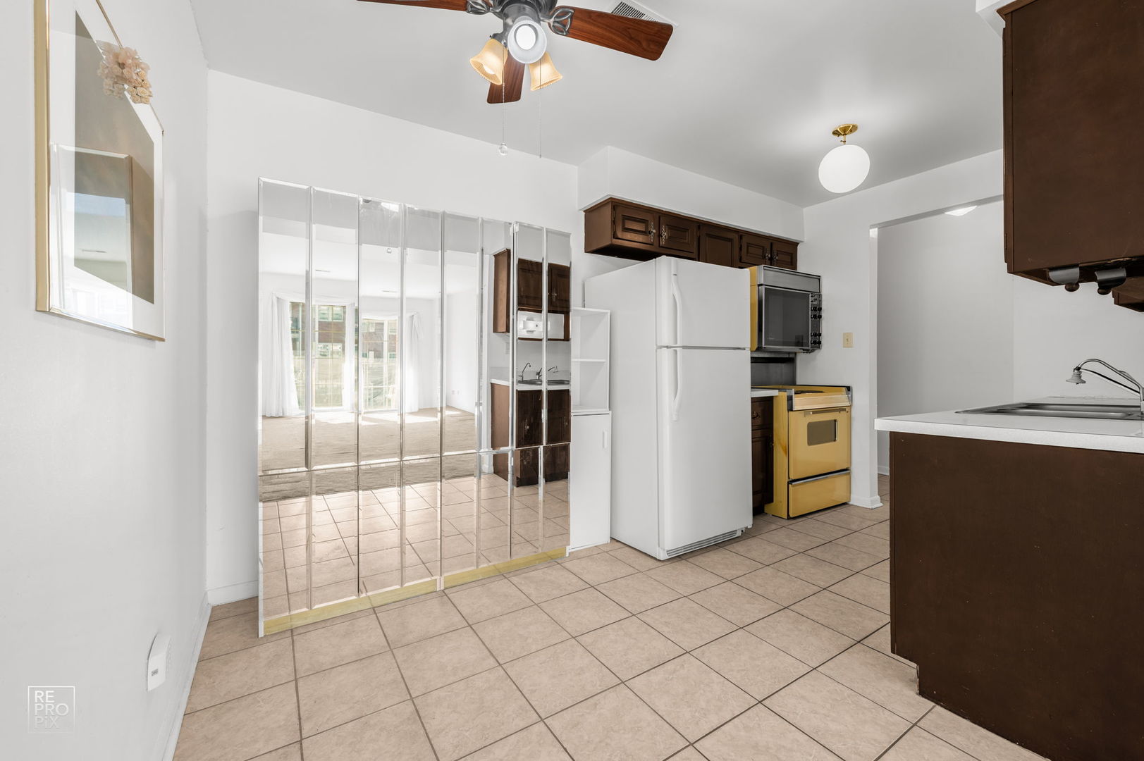 6135 W 94th Street #B1, Oak Lawn, IL 60453