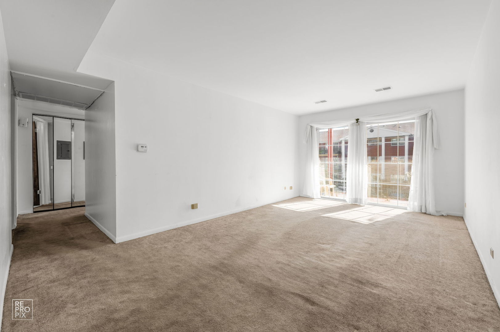 6135 W 94th Street #B1, Oak Lawn, IL 60453