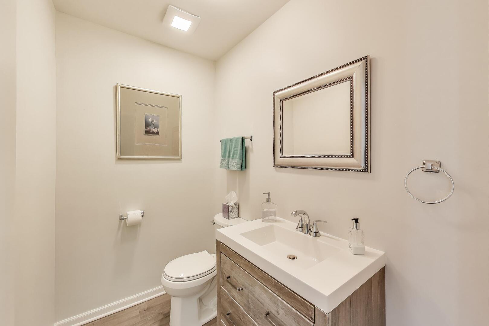 1021 Tamarack Drive, Darien, IL 60561