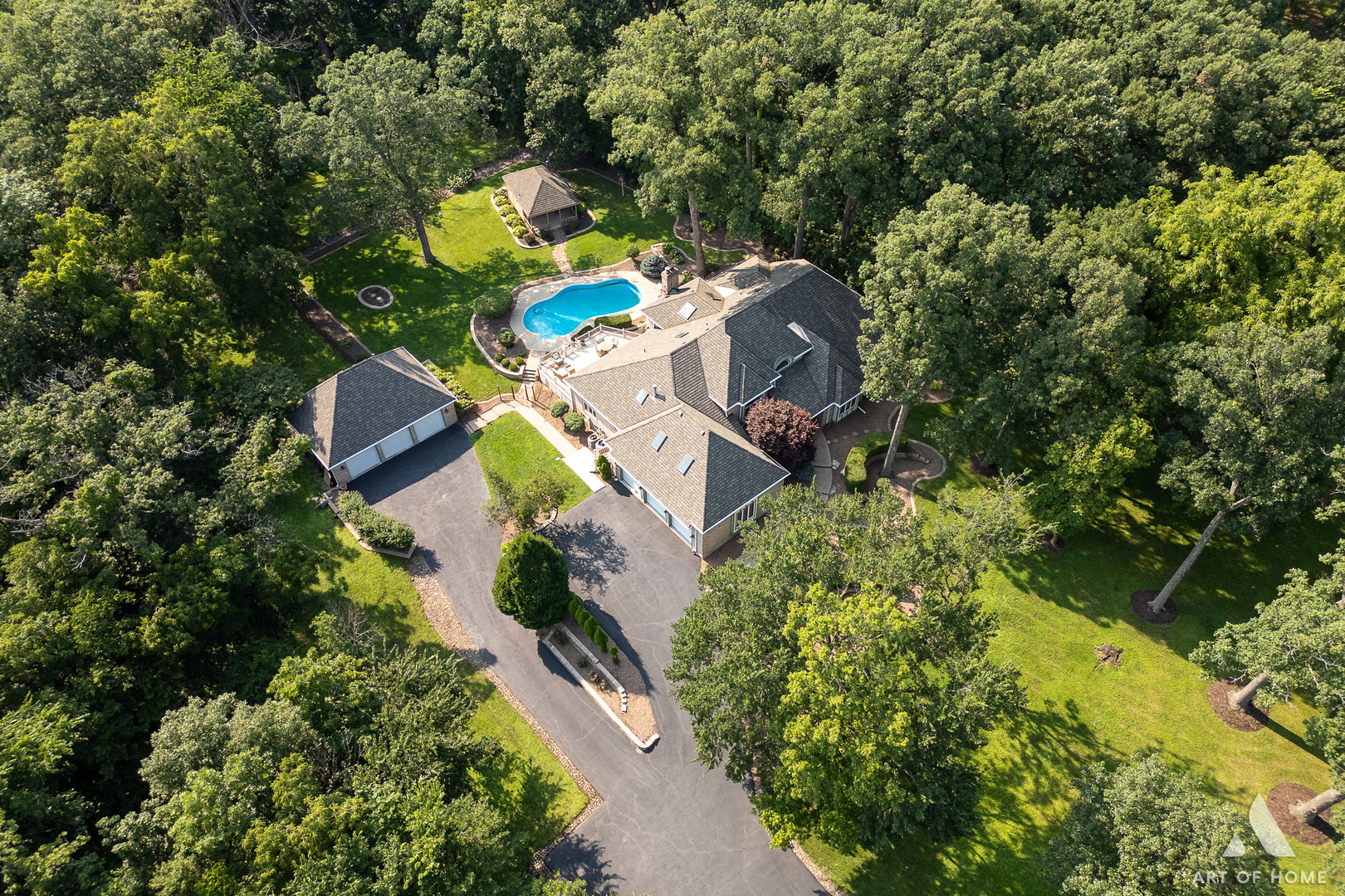 19800 Woodside Drive, New Lenox, IL 60451