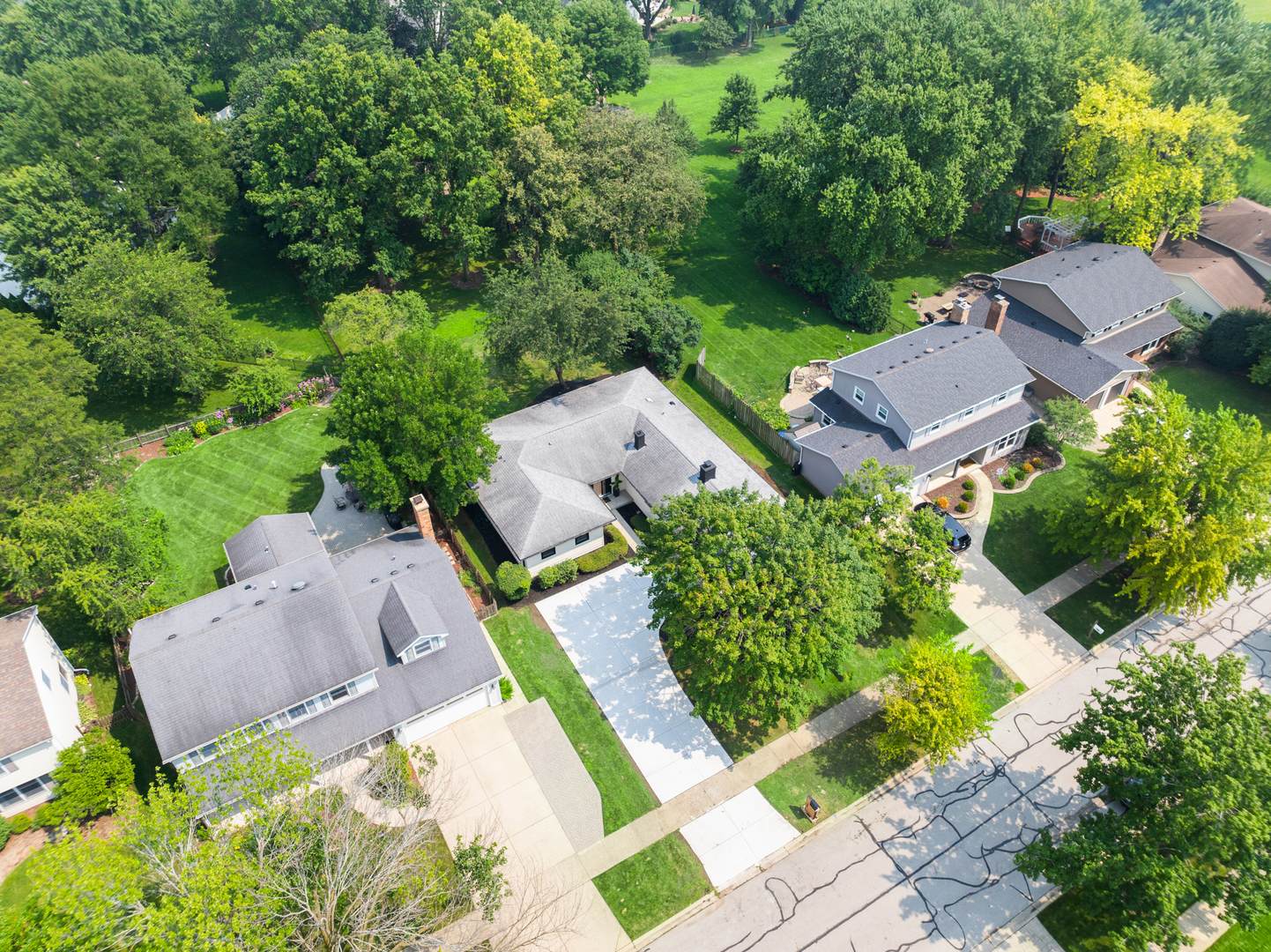 104 Devon Lane, Naperville, IL 60540