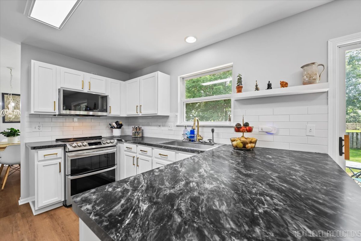 2510 Little Creek Lane, Aurora, IL 60506