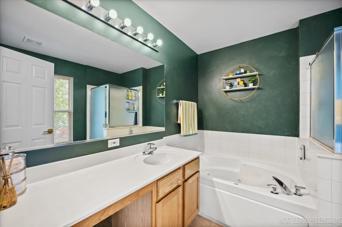2510 Little Creek Lane, Aurora, IL 60506