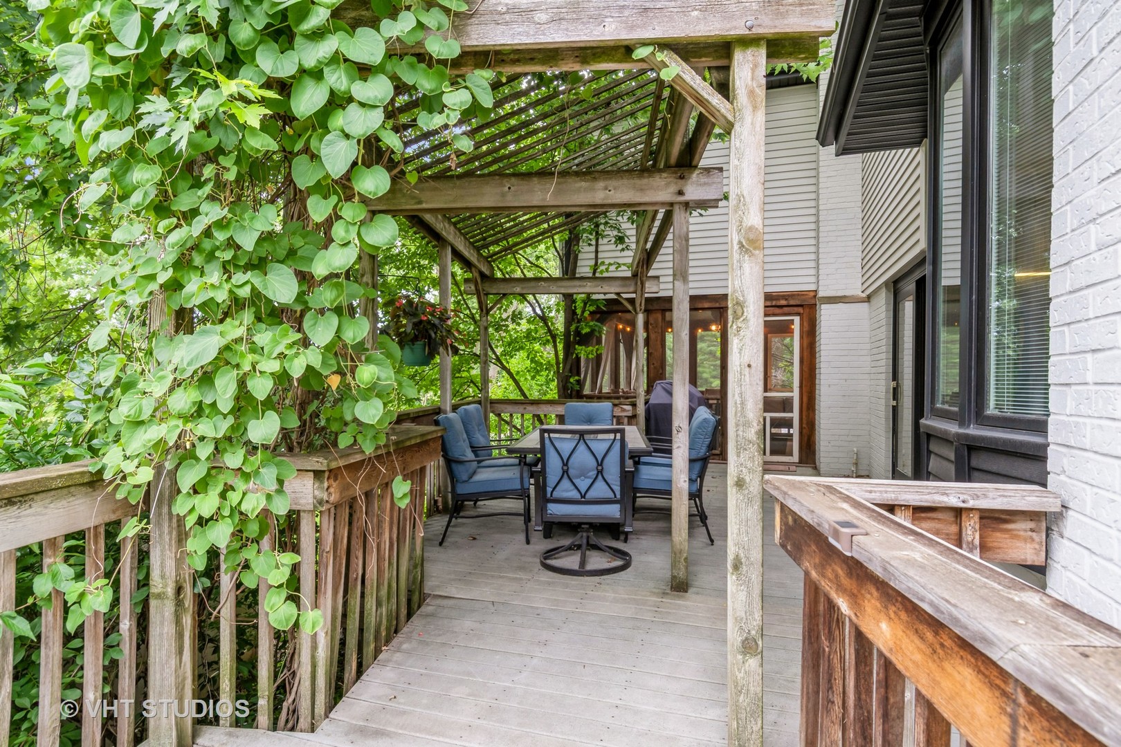 1581 Chippewa Drive, Naperville, IL 60563
