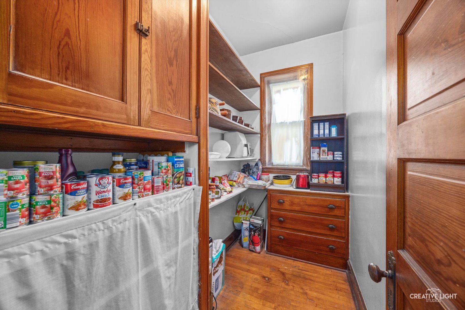 2439 W Pensacola Avenue, Chicago, IL 60618