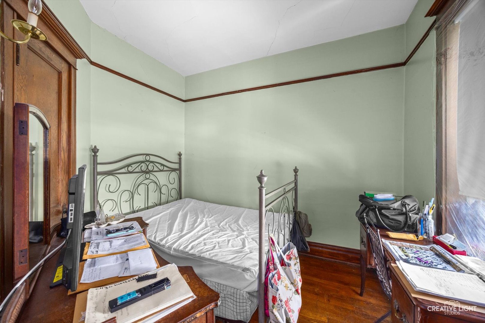 2439 W Pensacola Avenue, Chicago, IL 60618